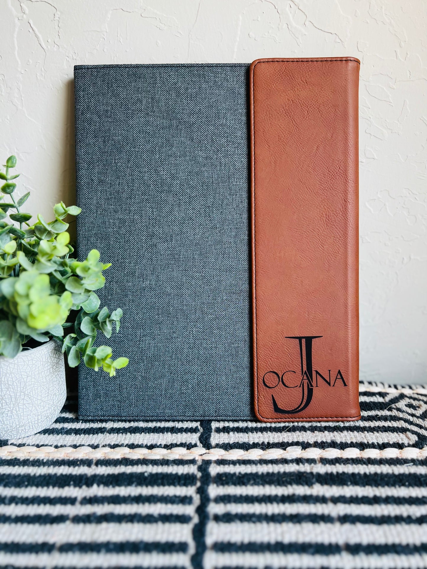 Leatherette / Canvas Portfolio with Notepad