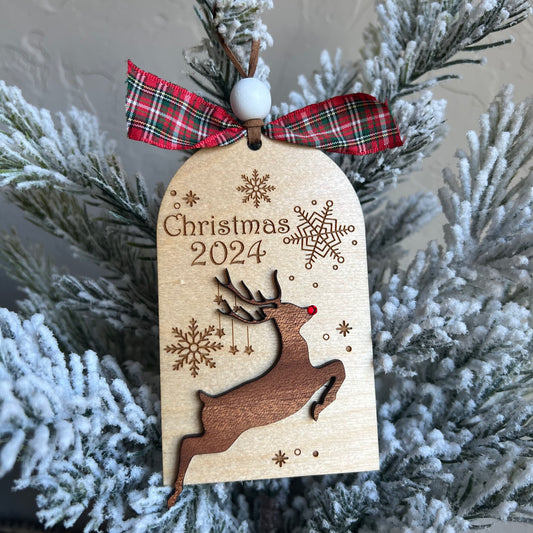 Christmas ornament-Dashing Reindeer